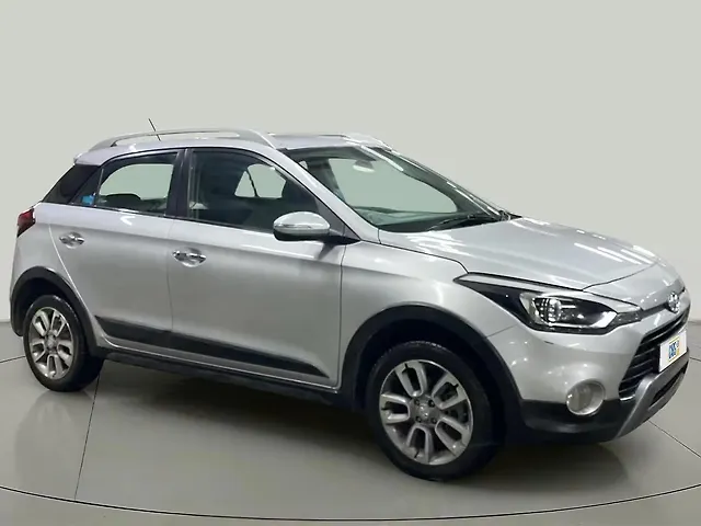 Used 2017 Hyundai i20 Active in Mumbai