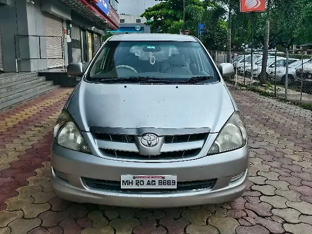 Used 2005 Toyota Innova in Pune