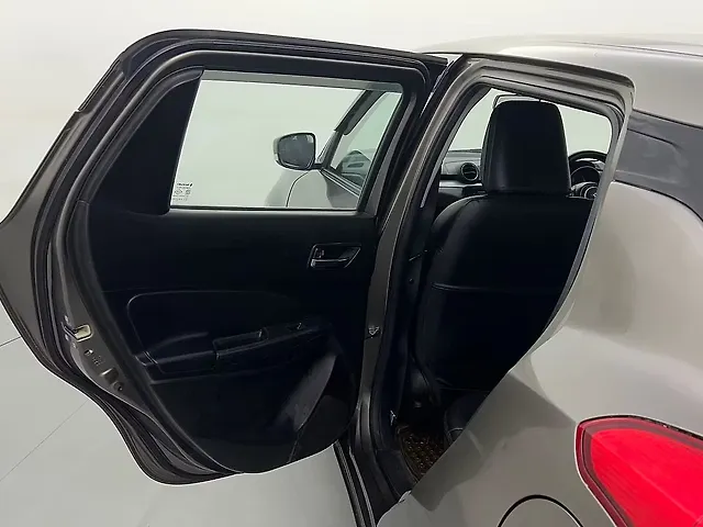 Used Maruti Suzuki Swift [2021-2024] VXi in Gurgaon
