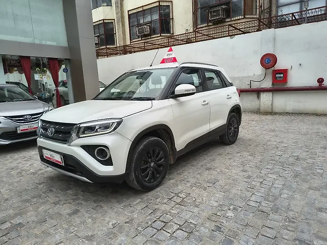 Used Toyota Urban Cruiser High Grade AT in Delhi