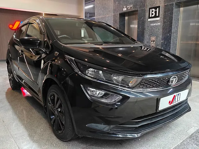 Used 2023 Tata Altroz in Ahmedabad