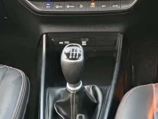 Used Hyundai i20 [2020-2023] Sportz 1.5 MT Diesel in Surat