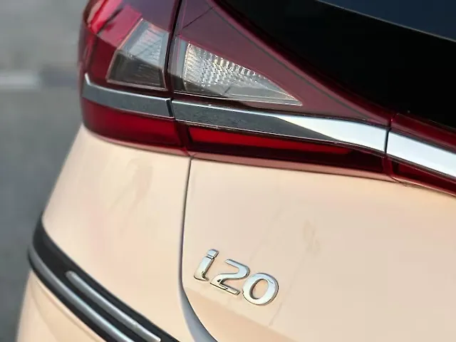 Used Hyundai i20 [2020-2023] Sportz 1.5 MT Diesel in Surat