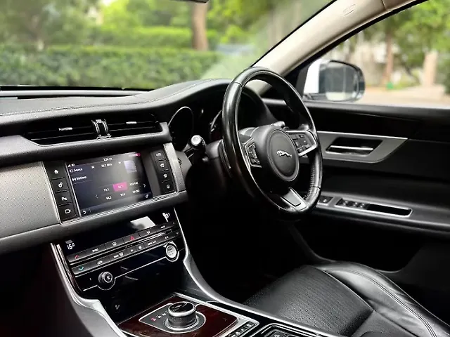 Used Jaguar XF Prestige Petrol CBU in Gurgaon