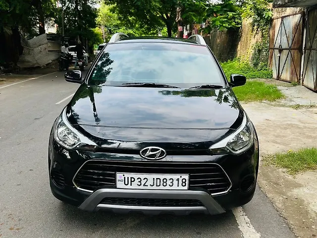 Used 2017 Hyundai i20 Active in Lucknow