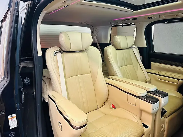 Used Toyota Vellfire [2020-2023] Hybrid in Mumbai