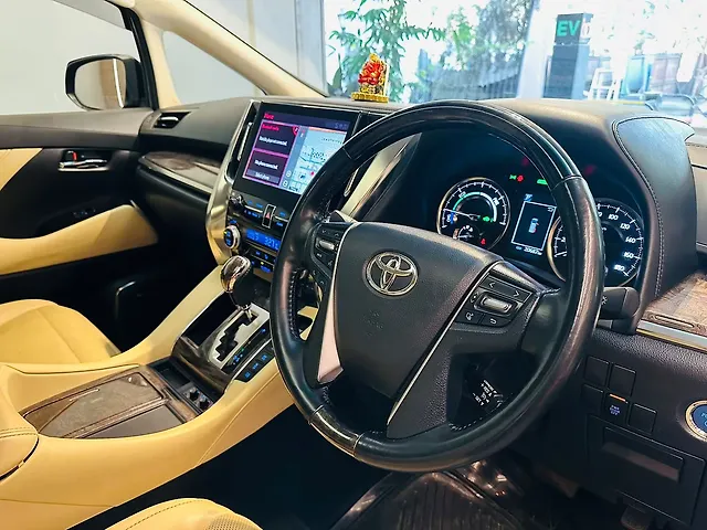 Used Toyota Vellfire [2020-2023] Hybrid in Mumbai