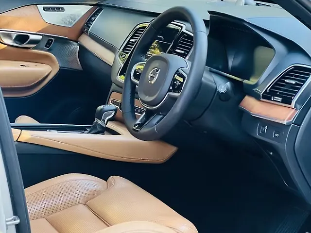 Used Volvo XC90 [2015-2021] D5 Inscription in Gurgaon