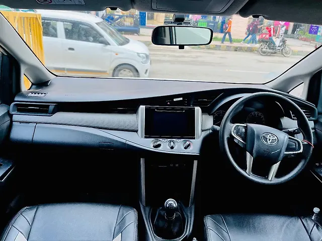 Used Toyota Innova Crysta [2016-2020] 2.4 G 8 STR [2016-2017] in Patna