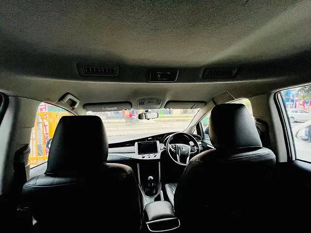 Used Toyota Innova Crysta [2016-2020] 2.4 G 8 STR [2016-2017] in Patna