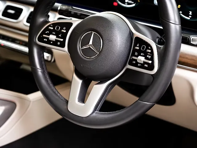 Used Mercedes-Benz GLE [2020-2023] 300d 4MATIC LWB [2020-2023] in Ghaziabad