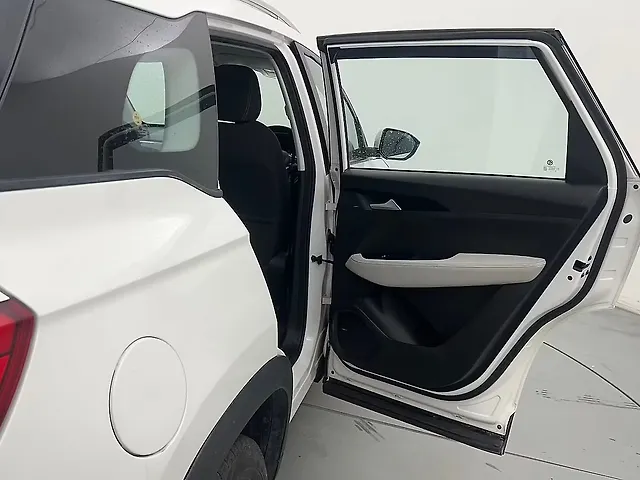 Used MG Hector Plus [2020-2023] Style 1.5 Petrol Turbo MT 7-STR in Delhi