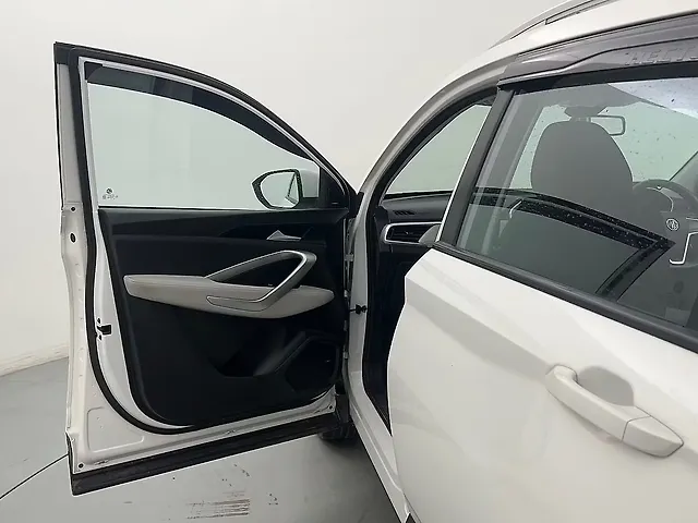 Used MG Hector Plus [2020-2023] Style 1.5 Petrol Turbo MT 7-STR in Delhi