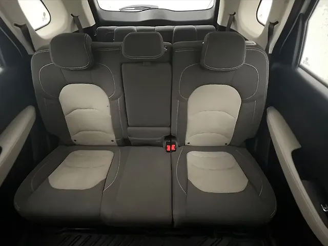 Used MG Hector Plus [2020-2023] Style 1.5 Petrol Turbo MT 7-STR in Delhi