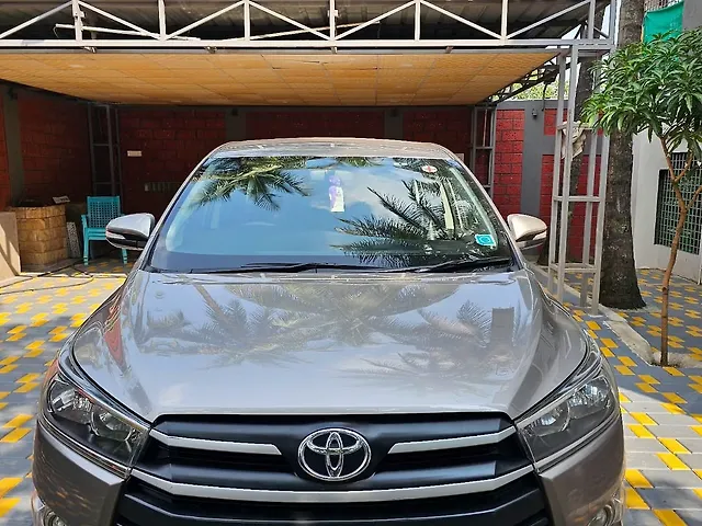 Used 2016 Toyota Innova Crysta in Sangli