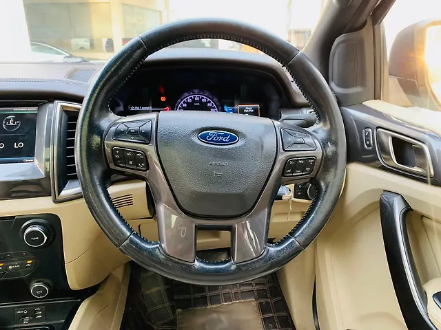 Used Ford Endeavour [2016-2019] Titanium 3.2 4x4 AT in Delhi
