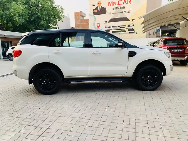 Used Ford Endeavour [2016-2019] Titanium 3.2 4x4 AT in Delhi