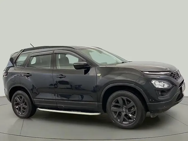 Used 2022 Tata Safari in Noida