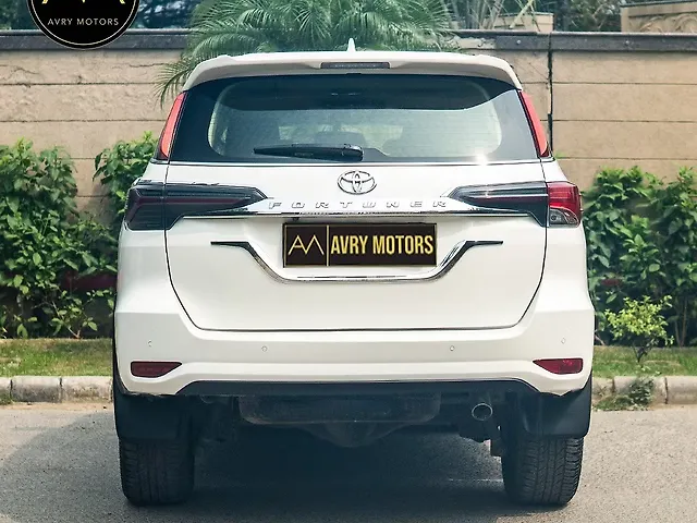 Used Toyota Fortuner [2016-2021] 2.8 4x2 AT [2016-2020] in Delhi