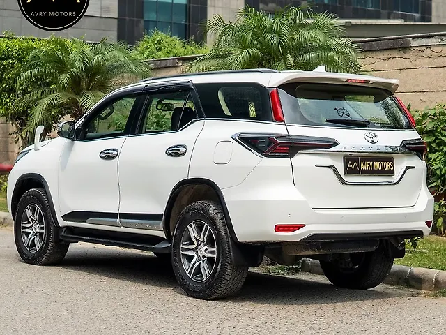 Used Toyota Fortuner [2016-2021] 2.8 4x2 AT [2016-2020] in Delhi