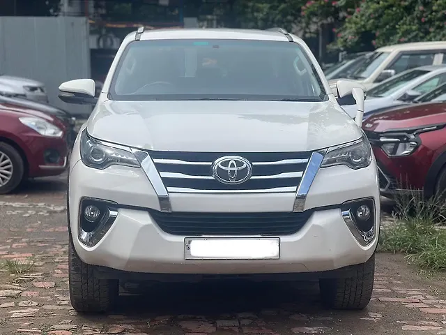 Used 2017 Toyota Fortuner in Kolkata
