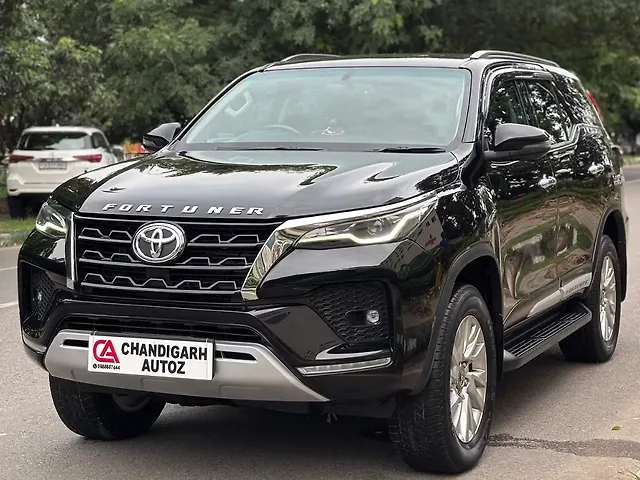 Used Toyota Fortuner 4X4 AT 2.8 Diesel in Chandigarh
