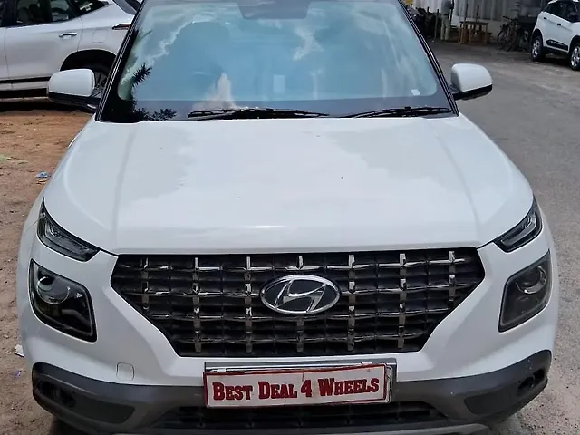 Used 2021 Hyundai Venue in Lucknow