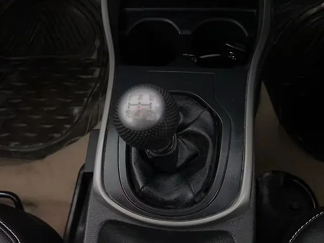 Used Honda City 4th Generation V Petrol in Delhi