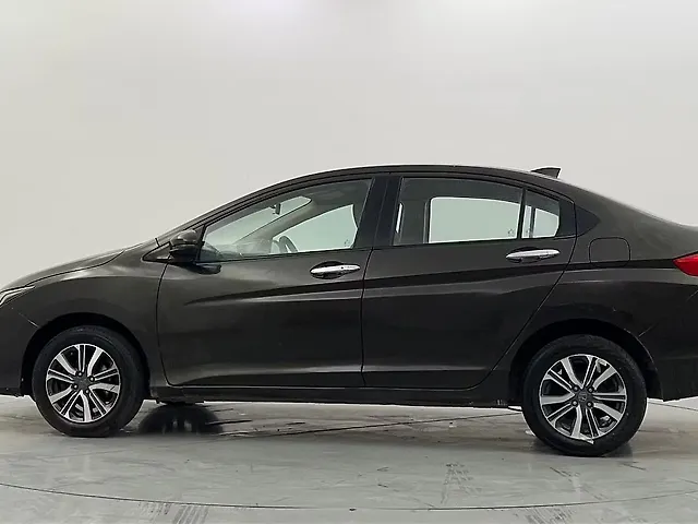 Used Honda City 4th Generation V Petrol in Delhi