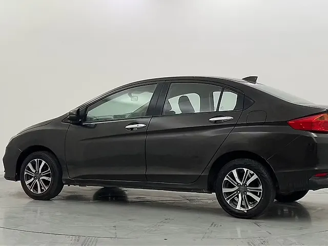 Used Honda City 4th Generation V Petrol in Delhi