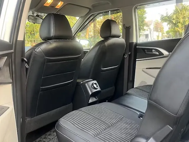 Used Kia Carens [2022-2023] Prestige 1.5 Petrol MT 7 STR in Jalandhar