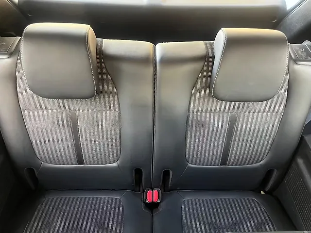 Used Kia Carens [2022-2023] Prestige 1.5 Petrol MT 7 STR in Jalandhar
