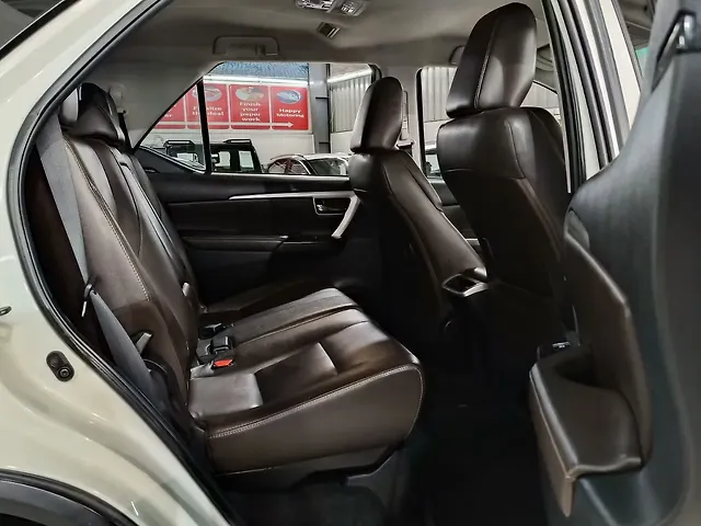 Used Toyota Fortuner [2016-2021] 2.8 4x2 AT [2016-2020] in Bangalore