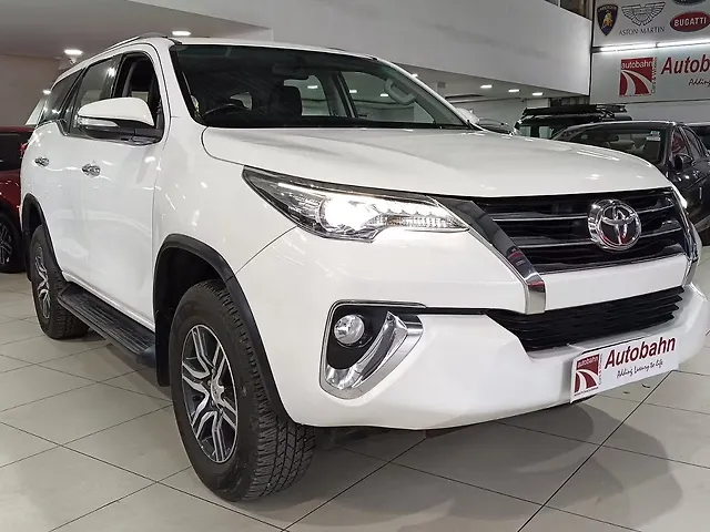 Used Toyota Fortuner [2016-2021] 2.8 4x2 AT [2016-2020] in Bangalore