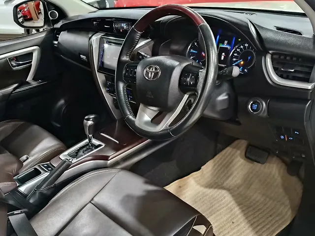 Used Toyota Fortuner [2016-2021] 2.8 4x2 AT [2016-2020] in Bangalore