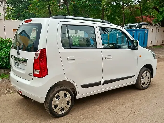 Used Maruti Suzuki Wagon R 1.0 [2014-2019] VXI AMT in Indore