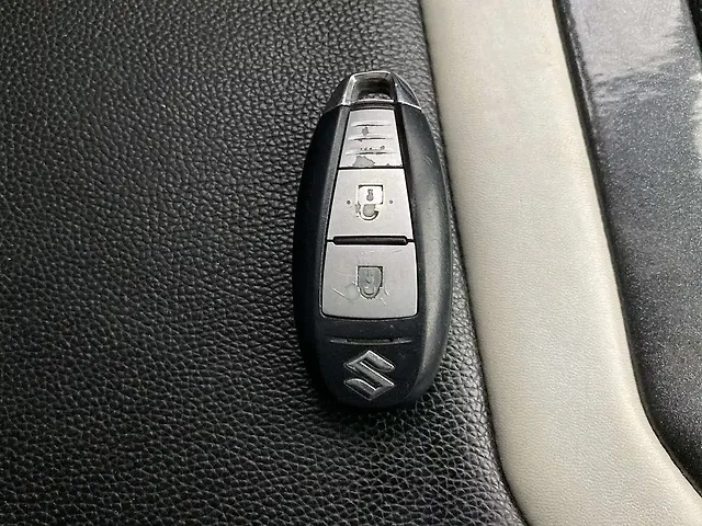 Used Maruti Suzuki Vitara Brezza [2020-2022] VXi in Ahmedabad