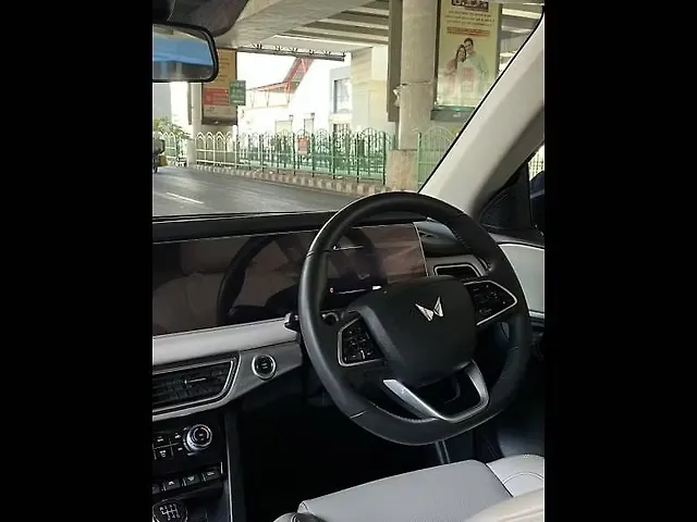 Used Mahindra XUV700 AX5 Diesel MT 7 STR in Lucknow