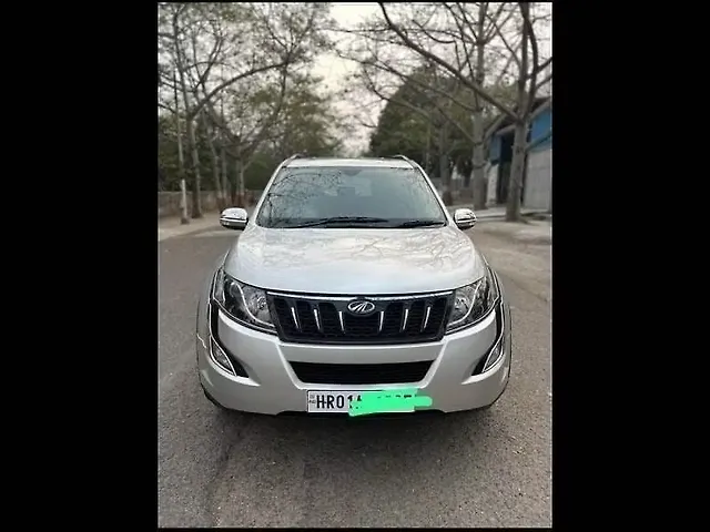 Used 2016 Mahindra XUV500 in Delhi