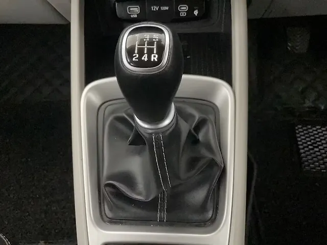 Used Hyundai Venue [2022-2023] SX 1.2 Petrol in Jaipur