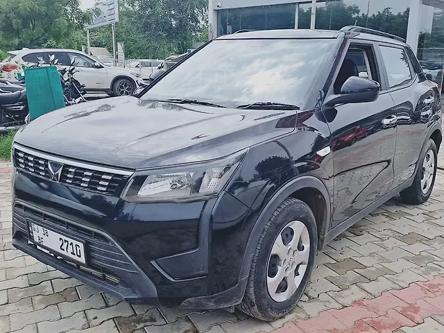 Used Mahindra XUV300 [2019-2024] W6 1.5 Diesel in Ahmedabad