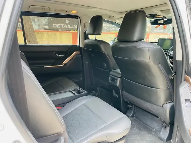 Used Maruti Suzuki Invicto Alpha Plus 7 STR in Lucknow