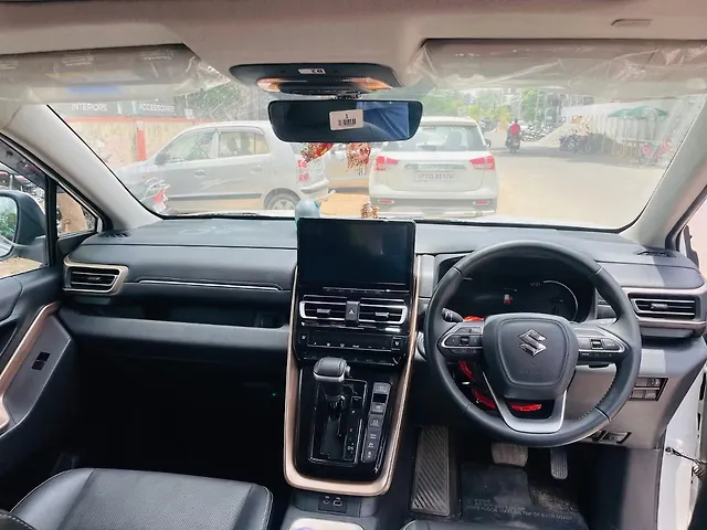 Used Maruti Suzuki Invicto Alpha Plus 7 STR in Lucknow