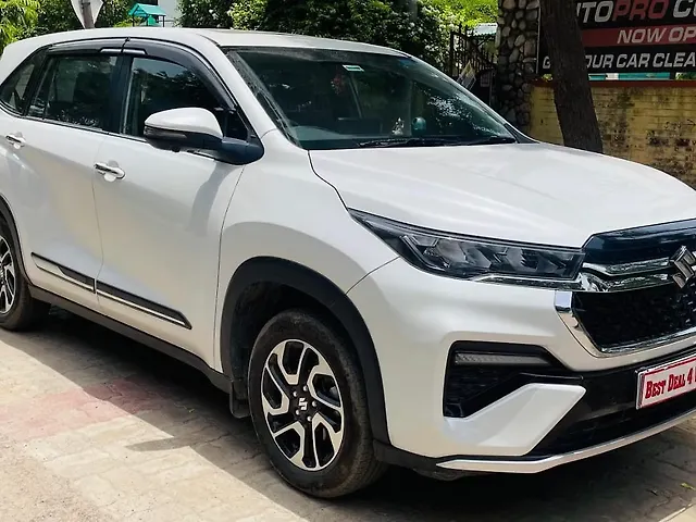 Used Maruti Suzuki Invicto Alpha Plus 7 STR in Lucknow