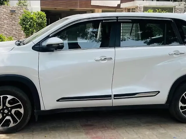 Used Maruti Suzuki Invicto Alpha Plus 7 STR in Lucknow