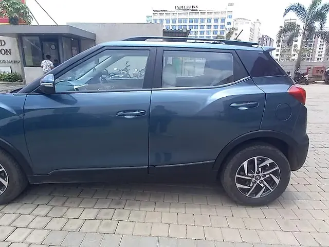 Used Mahindra XUV300 [2019-2024] W8 (O) 1.5 Diesel AMT Dual Tone in Nashik