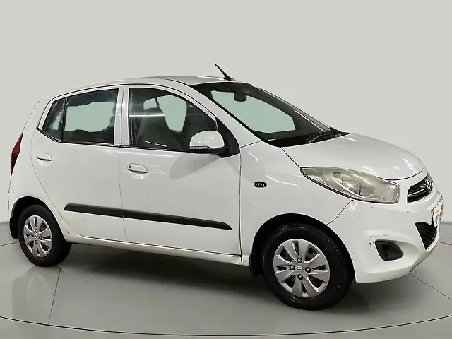 Used 2013 Hyundai i10 in Delhi