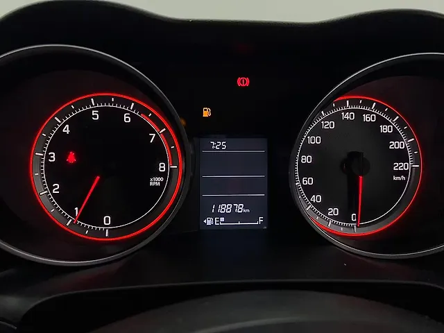 Used Maruti Suzuki Swift [2021-2024] VXi in Delhi