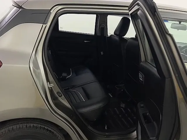 Used Maruti Suzuki Swift [2021-2024] VXi in Delhi