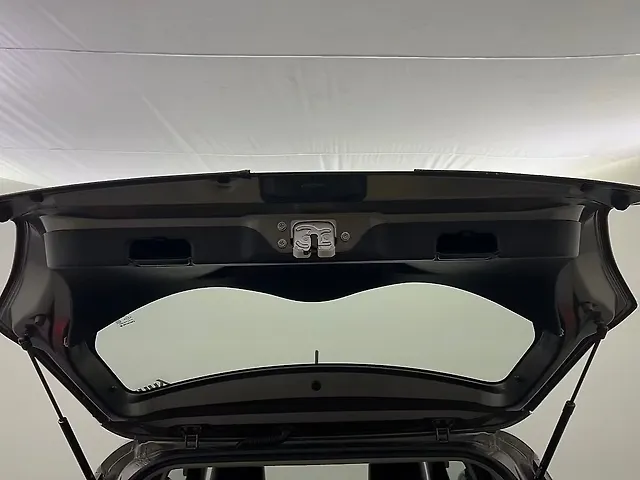 Used Maruti Suzuki Swift [2021-2024] VXi in Delhi